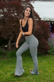 How tall is Jen Selter?